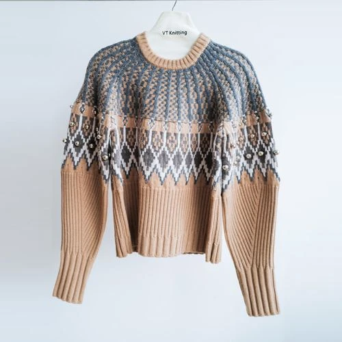 Pull oversize en maille torsadée noire