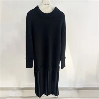 Y a-t-il des robes en laine pour femmes avec un ourlet à volants?