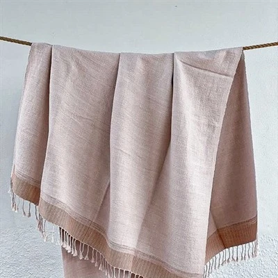 Couverture tricotée pour la maison