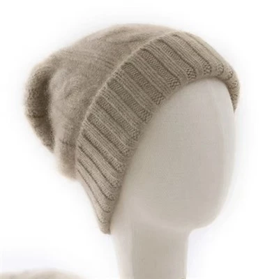 Chapeau en laine douce pour l'hiver