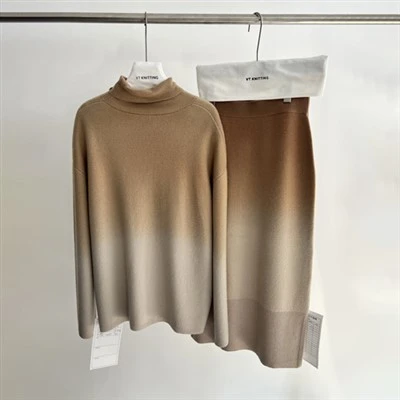 Manteau de laine de luxe des femmes