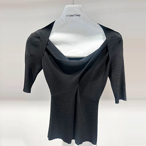 Hauts de style pour dames