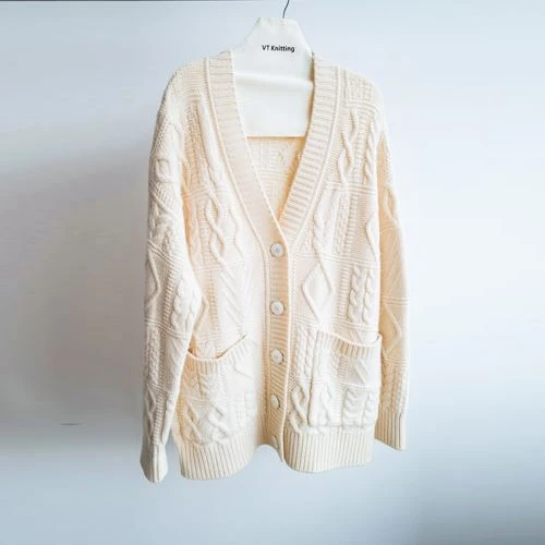 Cardigan en tricot de coton pour femme